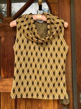 Cowl me down with the print